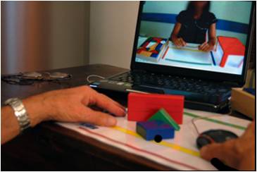 Home exercise while assisted by the patient unit of the Habilis platform exercise program at home